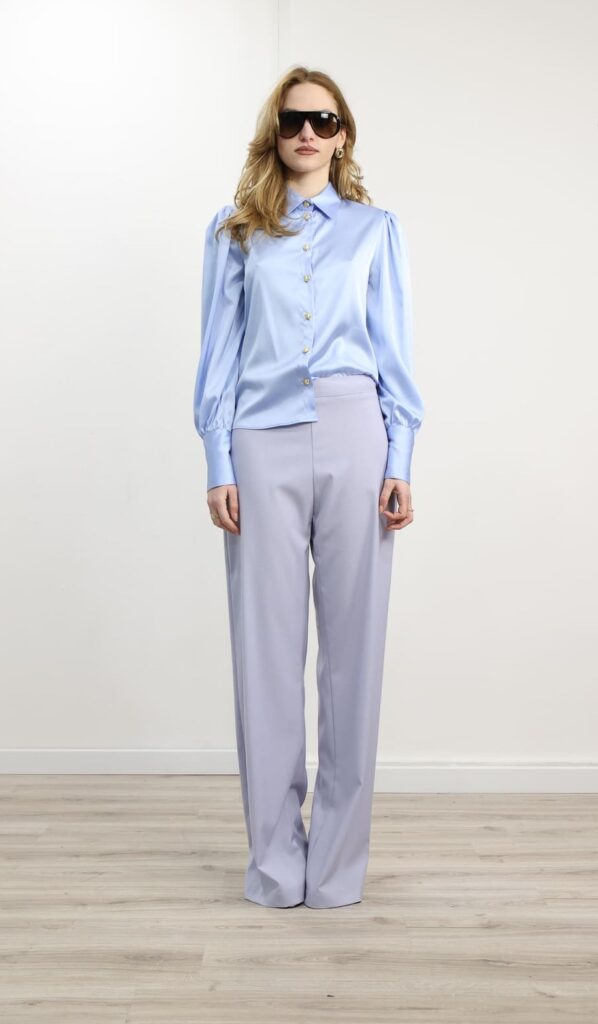 camicia a sbuffo celeste